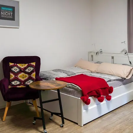 1 Mit Der Terrasse In Der Innenstadt