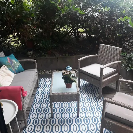 1 Mit Der Terrasse In Der Innenstadt * Wiesbaden