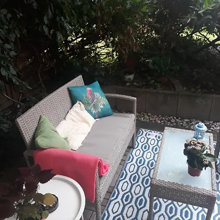 1 Mit Der Terrasse In Der Innenstadt *