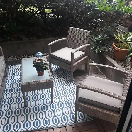 1 Mit Der Terrasse In Der Innenstadt 威斯巴登